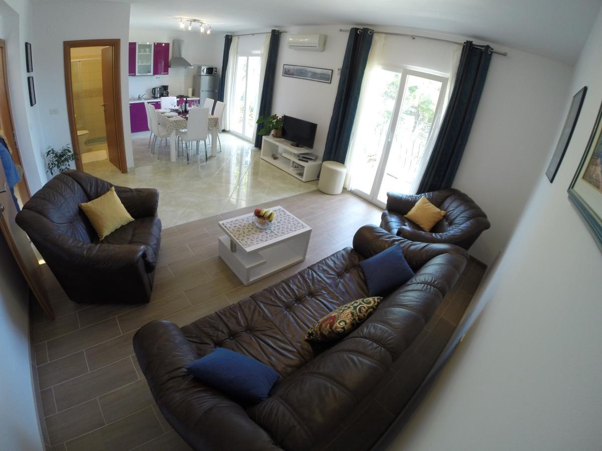 Apartment A. Zizic Slatine Luaran gambar